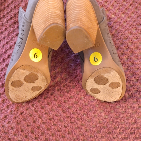 Carlos by Carlos Santana Grey Ankle Boots - Picture 2 of 8